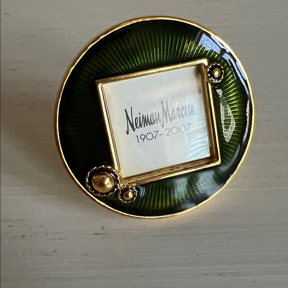 Neiman Marcus Jay Strongwater 2007 Frame - Picture 5 of 7